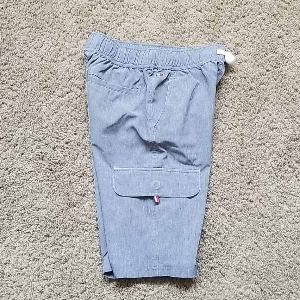 Boys Tommy Hilfiger lightweight shorts Size Large